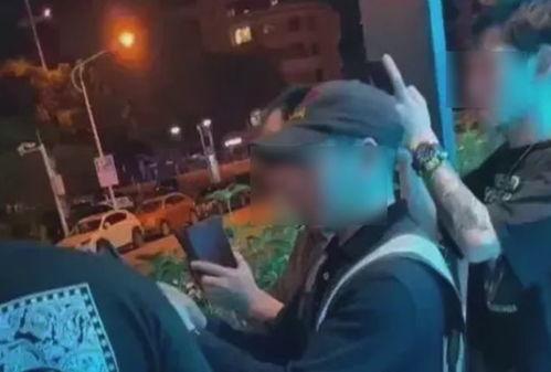 酒吧在线吃瓜免费视频,免费视频带你在线吃瓜,畅享娱乐盛宴  第2张 酒吧在线吃瓜免费视频,免费视频带你在线吃瓜,畅享娱乐盛宴  第2张